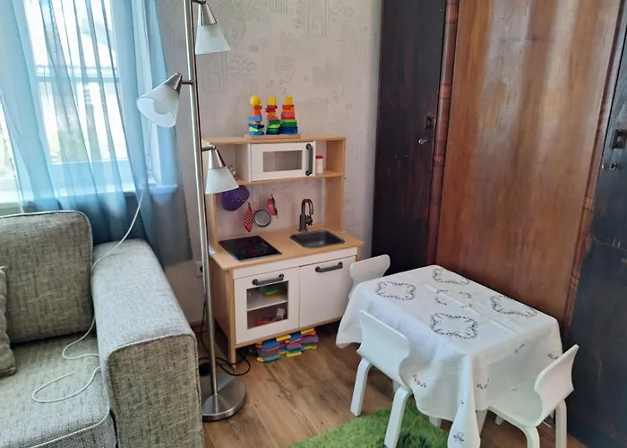 Majutus Rahulikus Piirkonnas Kesklinna Ja Mere Laeheduses