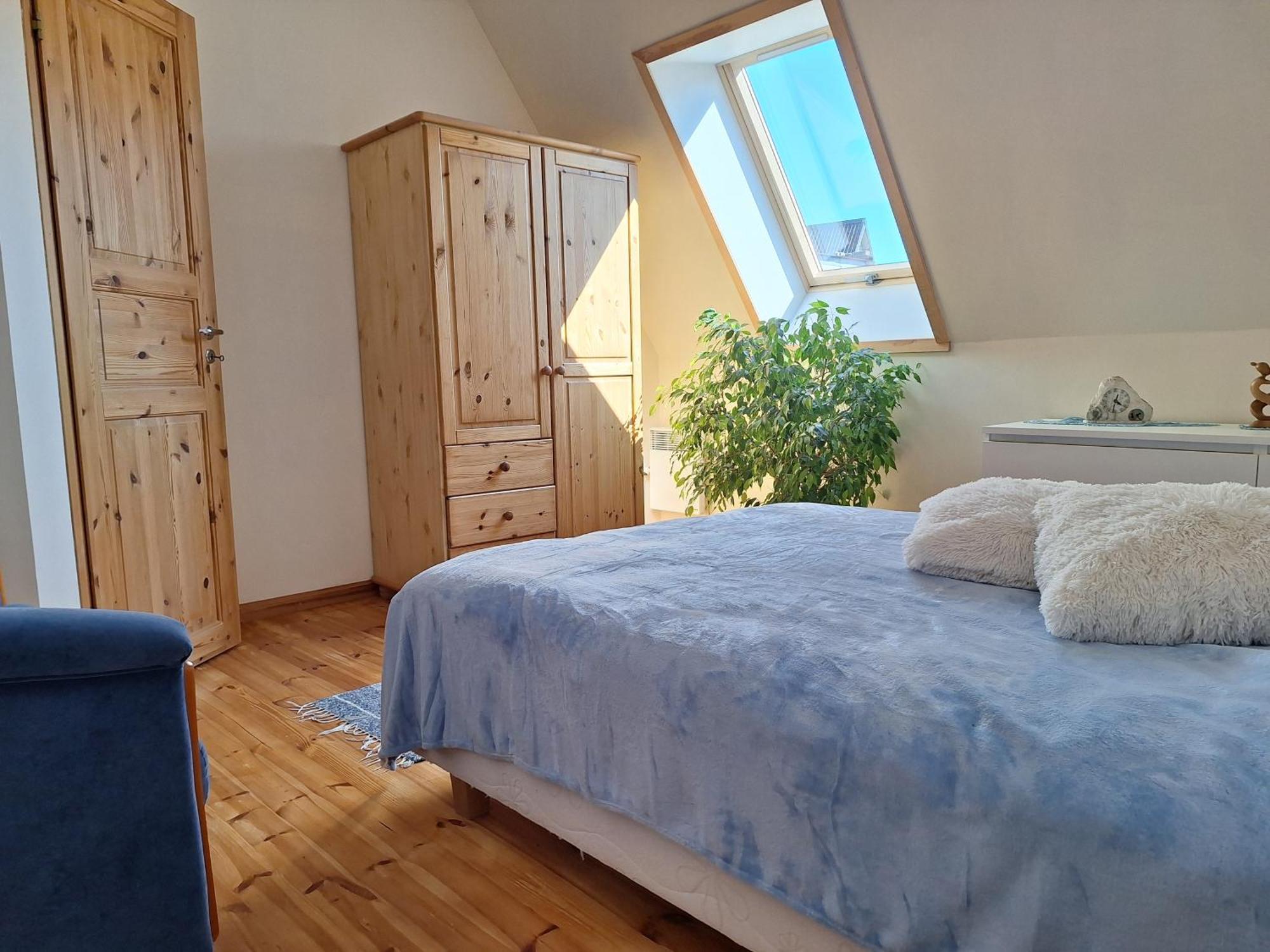 Apartment Majutus Rahulikus Piirkonnas Kesklinna Ja Mere Laeheduses *